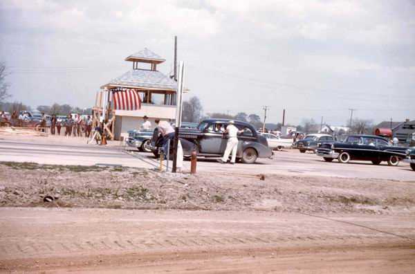 Motor City Dragway - Old Color Pic From Terry Dunham (newer photo)